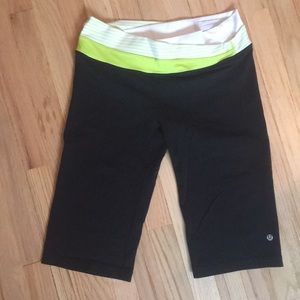 Lulu lemon capris
